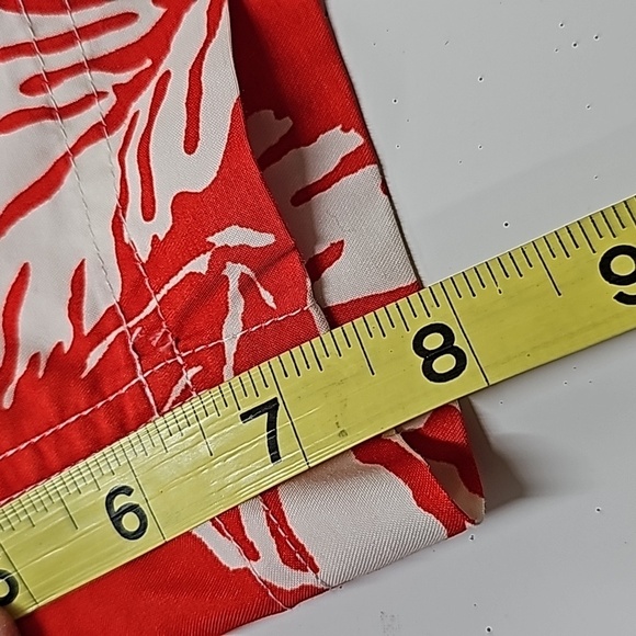 Chaps mens swim trunks. Red, white floral. Size XL. Velcro & tie front. - Picture 12 of 12